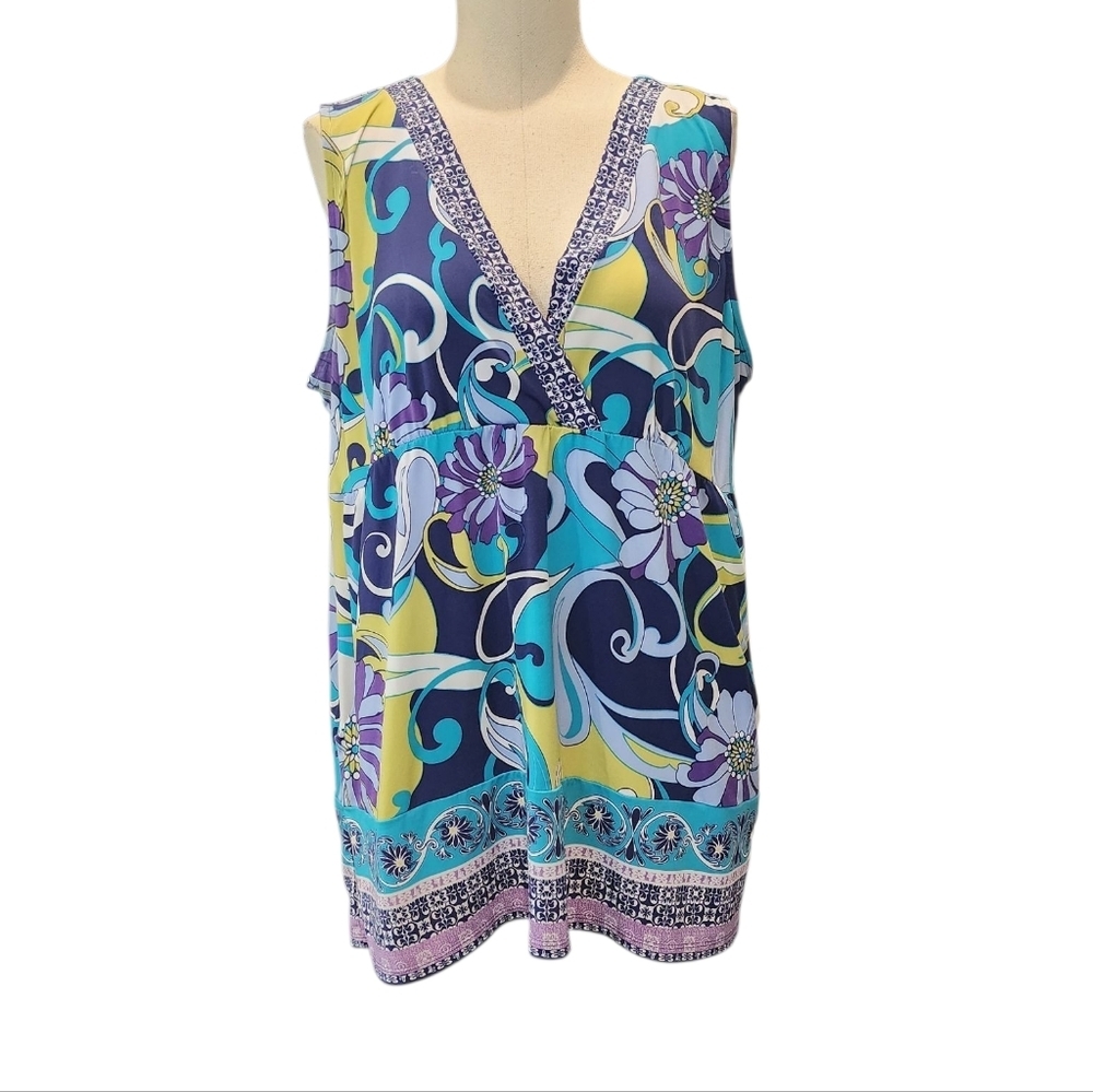 Axcess Multicolor Floral V-Neck Pocket Top